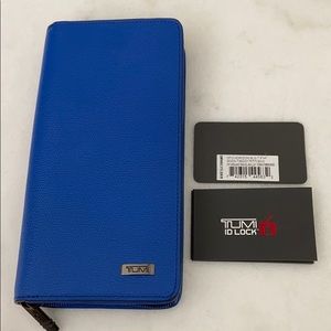Large travel size Tumi wallet